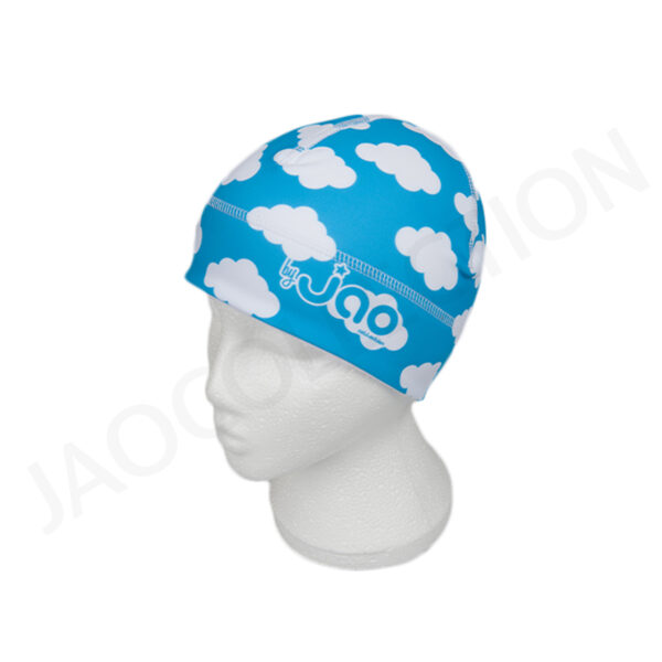 Bonnet technique Dans les nuages