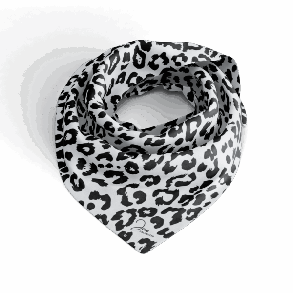 PETIT FOULARD ULTRA DOUX LEOPARD BLANC